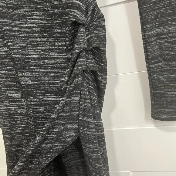 Dress - Picture 5 of 6